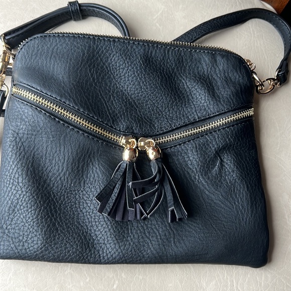 Cute black women’s cross body bag - Picture 6 of 6